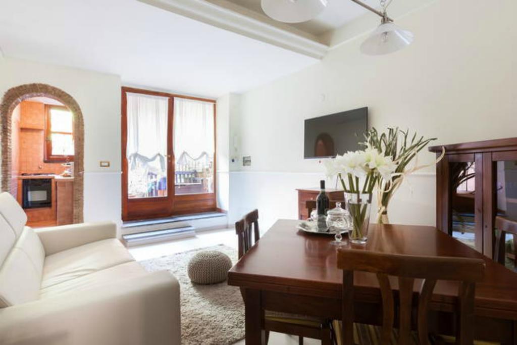 Cortile House Apartment Rome Bagian luar foto