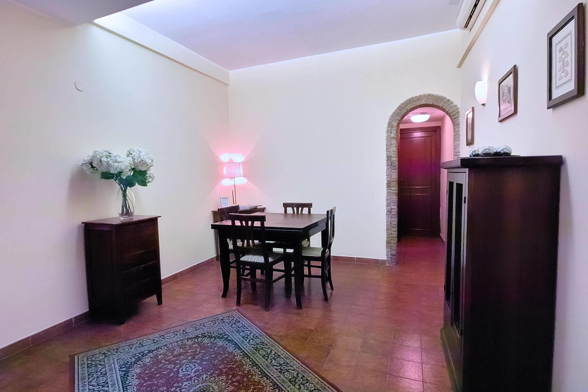 Cortile House Apartment Rome Bagian luar foto