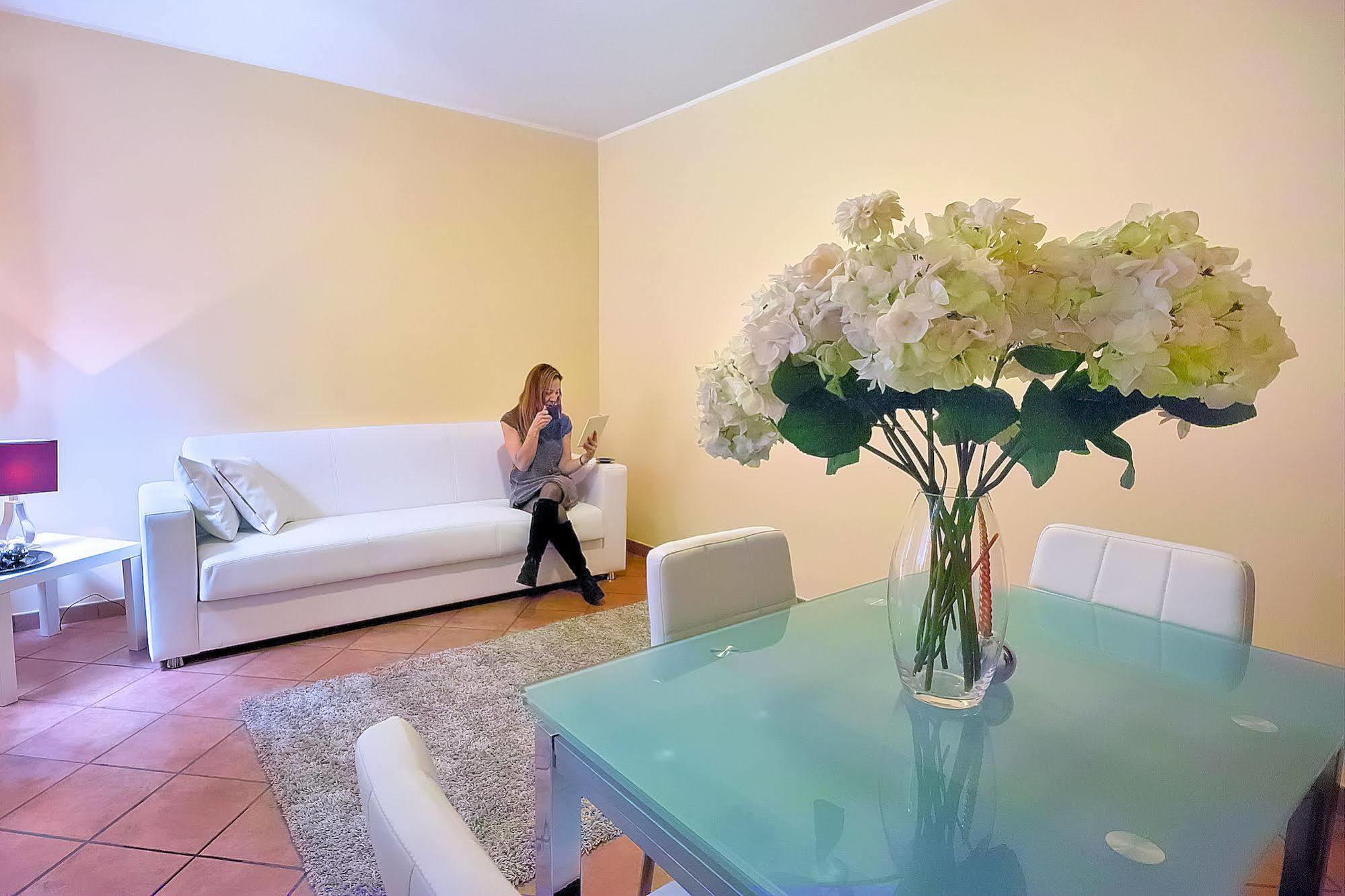 Cortile House Apartment Rome Bagian luar foto