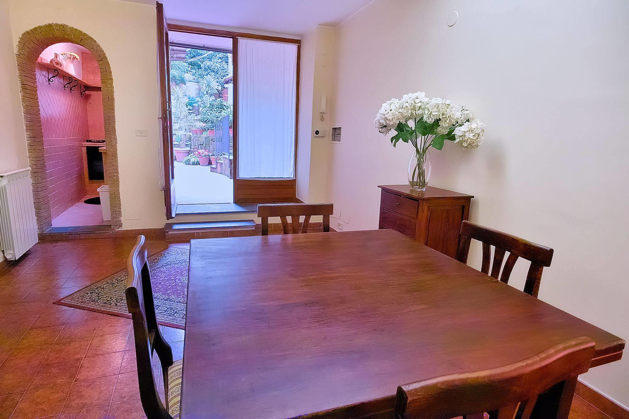 Cortile House Apartment Rome Bagian luar foto
